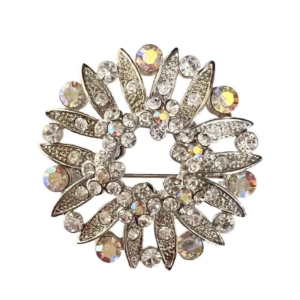 Vintage Brooch AB Aurora Borealis Clear Rhinestone Floral Flowear Wreath 1326
